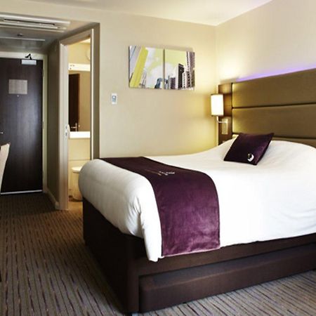 Premier Inn Dumfries Exterior foto